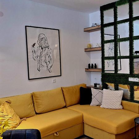 Apartments Gin & Tonic Σπλιτ Εξωτερικό φωτογραφία