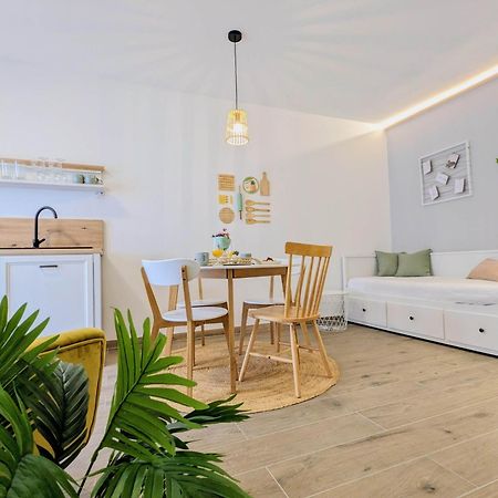 Apartments Gin & Tonic Σπλιτ Εξωτερικό φωτογραφία