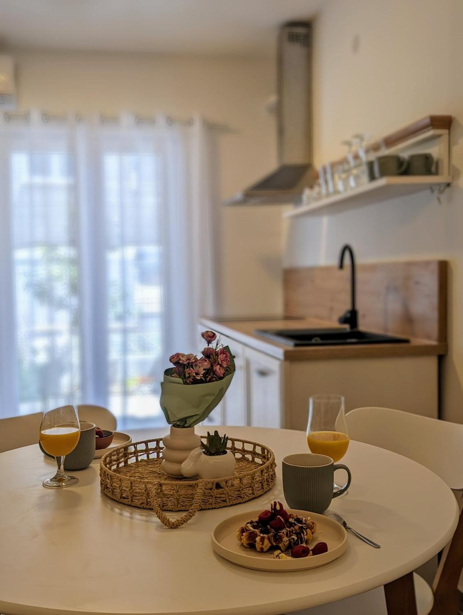 Apartments Gin & Tonic Σπλιτ Εξωτερικό φωτογραφία